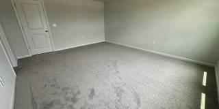 Room in 3 Bedroom Home at Arkose Dr Gallery 17