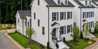 930 Laurel Brooke Avenue Gallery 1
