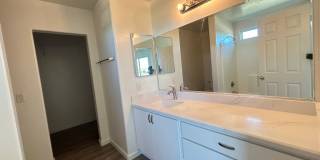Stunning 4 Bedroom Remodel in Harbor Shores Gallery 25