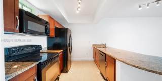 7280 SW 90th St Gallery 4