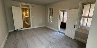 Beautiful Victorian Rowhome with Modern Updates – Available Now! Gallery 21