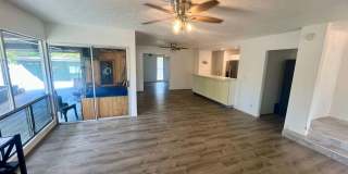 Modern Coastal Oasis: 1 Bedroom, 1 Bath All-Inclusive Retreat in Hawaii Kai Gallery 4