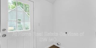 522 S Broadway Ave Gallery 15