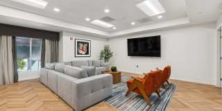 The Ainsley Gallery 14