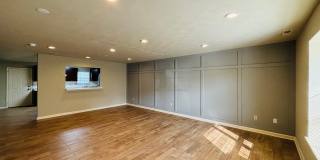 4 Bedroom 2.5 Bath Townhouse Gallery 3
