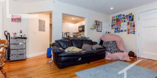 Huge 4 bed in Brookline Gallery 6
