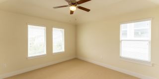 Spacious, Stylish, and Perfectly Located 3 Bedrooms, 2.5 Bathrooms in North Shields!!! Gallery 27