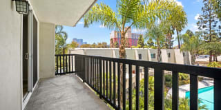 Parkway Plaza Apartments Gallery 35