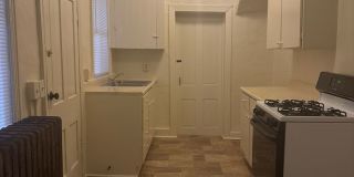 Spacious 2+ Bedroom House York City SD Gallery 8