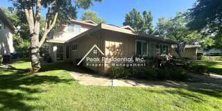 2bd/1ba Condo with 1 Car Garage- Minutes From ARC! Gallery 1
