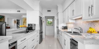 500 SE Mizner Boulevard Gallery 12