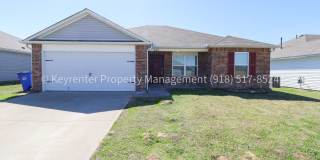 3 Bed | 2 Bath | Broken Arrow Gallery 1