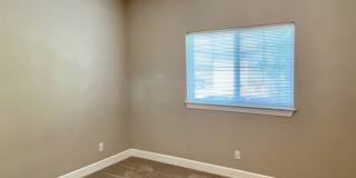 Newer 5 Bedroom House Close to Cal Poly Gallery 18