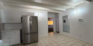 4 Bedroom 2 Bathroom House with Fenced Yard & 1 Car Garage 4 Bedroom 2 Bathroom House with Fenced Yard & 1 Car Garage Gallery 36