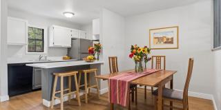 Completely Renovated 3 Bedroom Condo in the Wimbledon NOW AVAILABLE ! Gallery 1