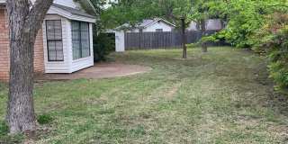 Application Received | Single-Story 3 Bed, 2 Bath | Prime Waco Location | Cul-de-Sac Lot with Garage | Pet Restrictions Gallery 32