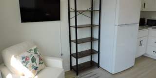 East Hill gem! Gallery 8