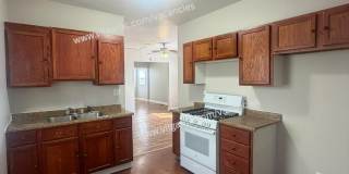 For rent - Spacious 3 Bed / 2 Bath Home Gallery 1