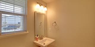 Charming 4BR House in Modesto Gallery 7