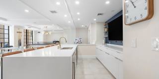 233 S Federal Highway Gallery 37