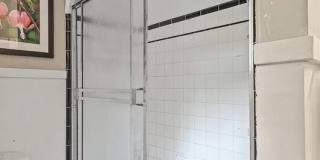 514 Crescent Street Northeast Gallery 9