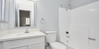 Summit At Warner Center Gallery 142