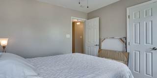 Stunning End Unit Townhome with 2 Car Garage Gallery 20