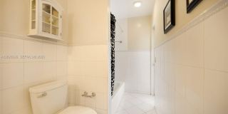 15700 SW 77th Ct Gallery 16