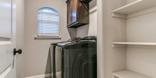 3bed/2bath Home Available in the Heart of Newcastle! Gallery 21