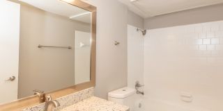 Camelot Apartments Gallery 15