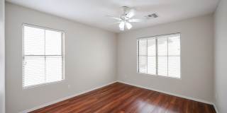 16034 W Winchcomb Drive Gallery 51