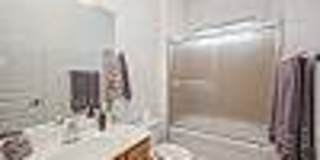 2459 North Ridge Avenue Gallery 6