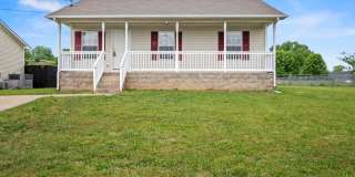 Single-Family in Oak Grove, KY--Deck and Large Backyard! Gallery 1