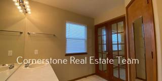 1345 Coolcrest Drive Gallery 12