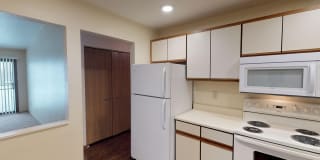 Southwind Apartments Gallery 24
