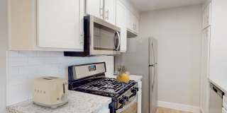 Artisan Oaks Gallery 11