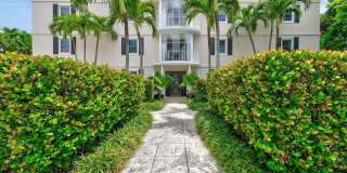 226 Brazilian Avenue Gallery 1