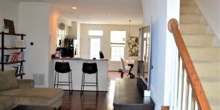 1728 LANTERN Mews Gallery 5