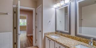 Windsor at Midtown Gallery 25