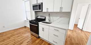 35 ROCK ST Gallery 17