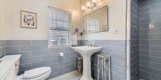 3 BDR Oasis near Denver Botanic Gardens Gallery 22