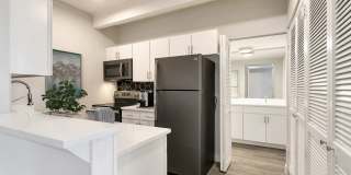 515 Clarkson Gallery 2