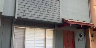 Adorable 3 Bed 1.5 Bath Covell Commons Condo ( fall Rental ) Gallery 3