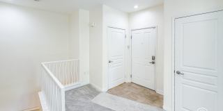 OC: Spacious 2BD/2.5BA Condo in Irvine with Resort-Style Amenities, Private Balcony & In-Unit Laundry & 2 Parking Spaces Gallery 13