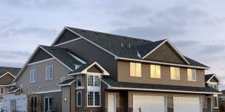 Beautiful 3 Bedroom Townhome Gallery 1