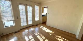 Stunning Nob Hill Bungalow! Gallery 6