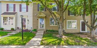Charming 4-Bedroom Townhouse in Sought-After Highpointe Community! Gallery 1
