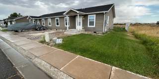 220 Riverwood Dr. Gallery 1