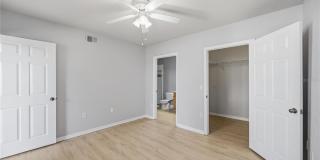 1195 VILLAGIO CIRCLE Gallery 20