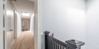 6239 N Western Avenue Gallery 25